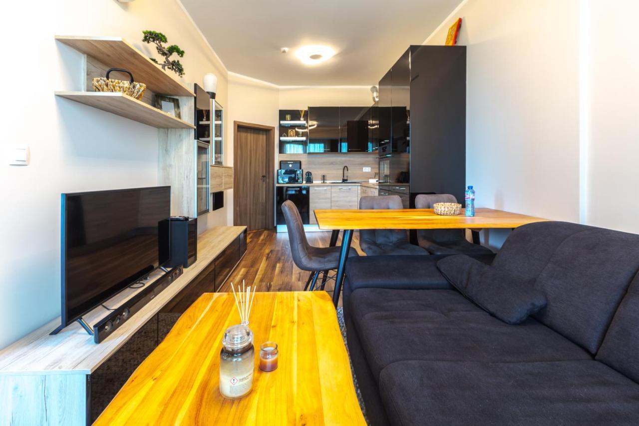 809 Apartment *
